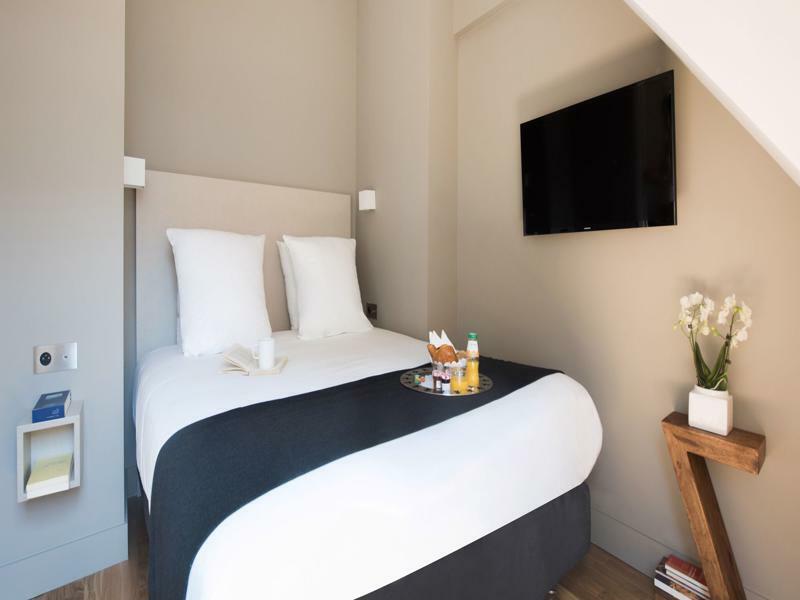 Hotel Helzear Etoile Paris Exterior photo